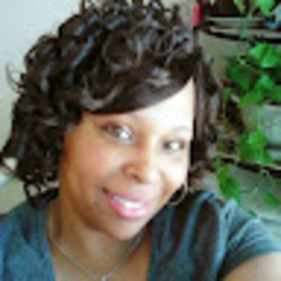 Meet your Posher, Audrey - Picture 1 of 1